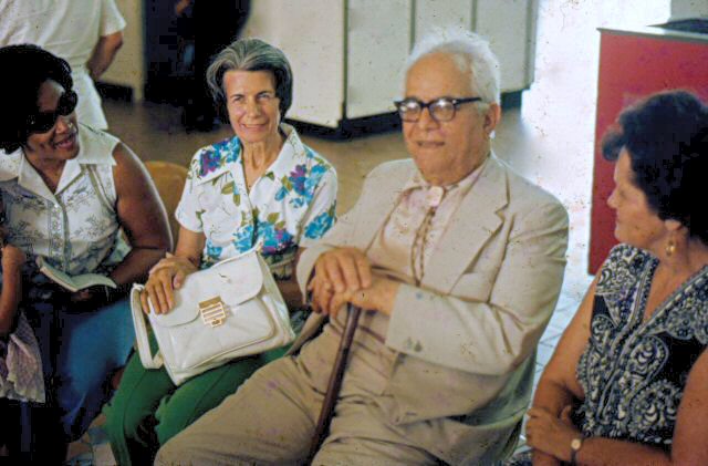 1974_Hand_Khazeh_Doris_Smith_Lora_a